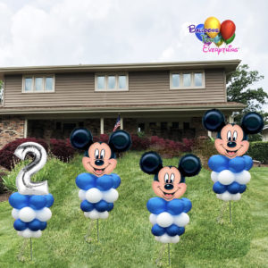 4 Mickey Yard Balloon Sticks